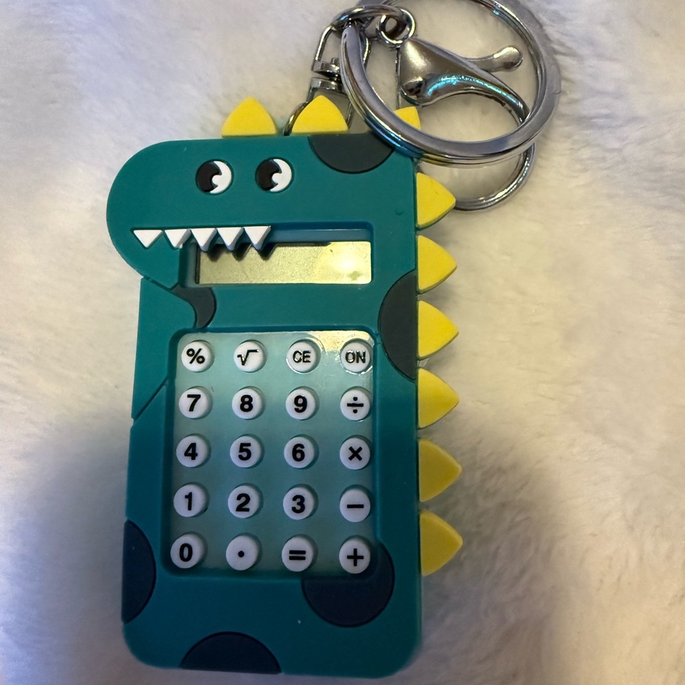 Dinosaur Keychain Calculator - Picture 4 of 5